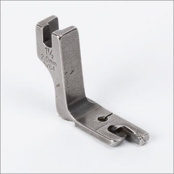 Лапка для промышленной швейной машины 120802 5/64-2мм подрубочная