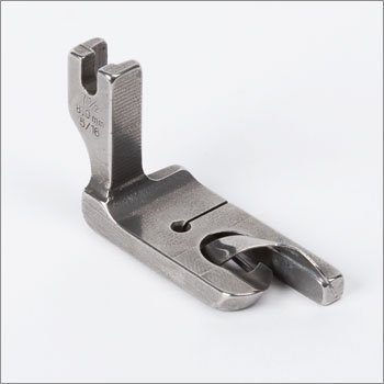 Лапка для промышленной швейной машины 120807 5/16-8мм подрубочная