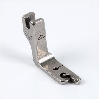 Лапка для промышленной швейной машины 120938 2,4мм