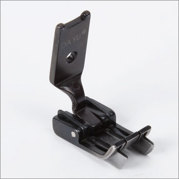 Лапка для промышленной швейной машины S-570DG 7/16х1/16 двухсторонняя с ограничителем