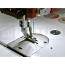 Прямострочная промышленная швейная машина с шагающей лапкой и увеличенным вылетом рукава Aurora A-0303-D3