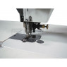 Прямострочная промышленная швейная машина с шагающей лапкой и ножом обрезки края материала Aurora A-0352