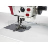 Прямострочная швейная машина с игольным продвижением и ножом обрезки края материала Aurora A-7520M (автоматические функции)
