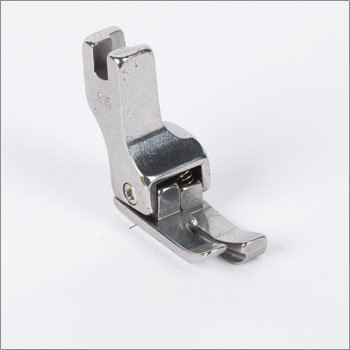 Лапка для промышленной швейной машины CR10 1мм правая